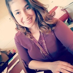 Meet your Posher, Hannah